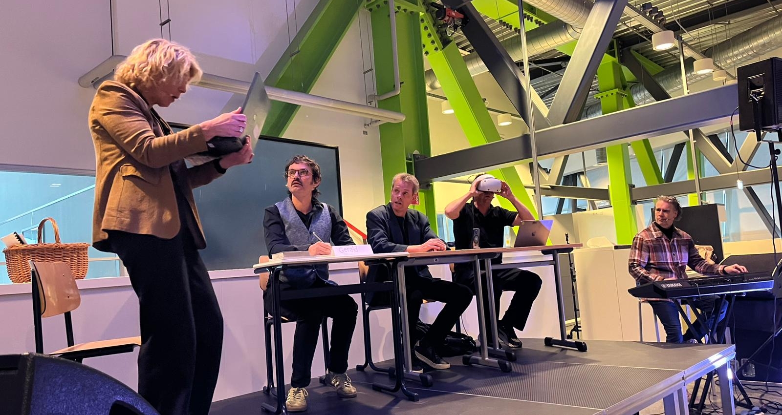 'Student van de toekomst' bij ROC Nijmegen, tijdens een studiedag over flexibilisering. ROC Nijmegen improvisatie tehater